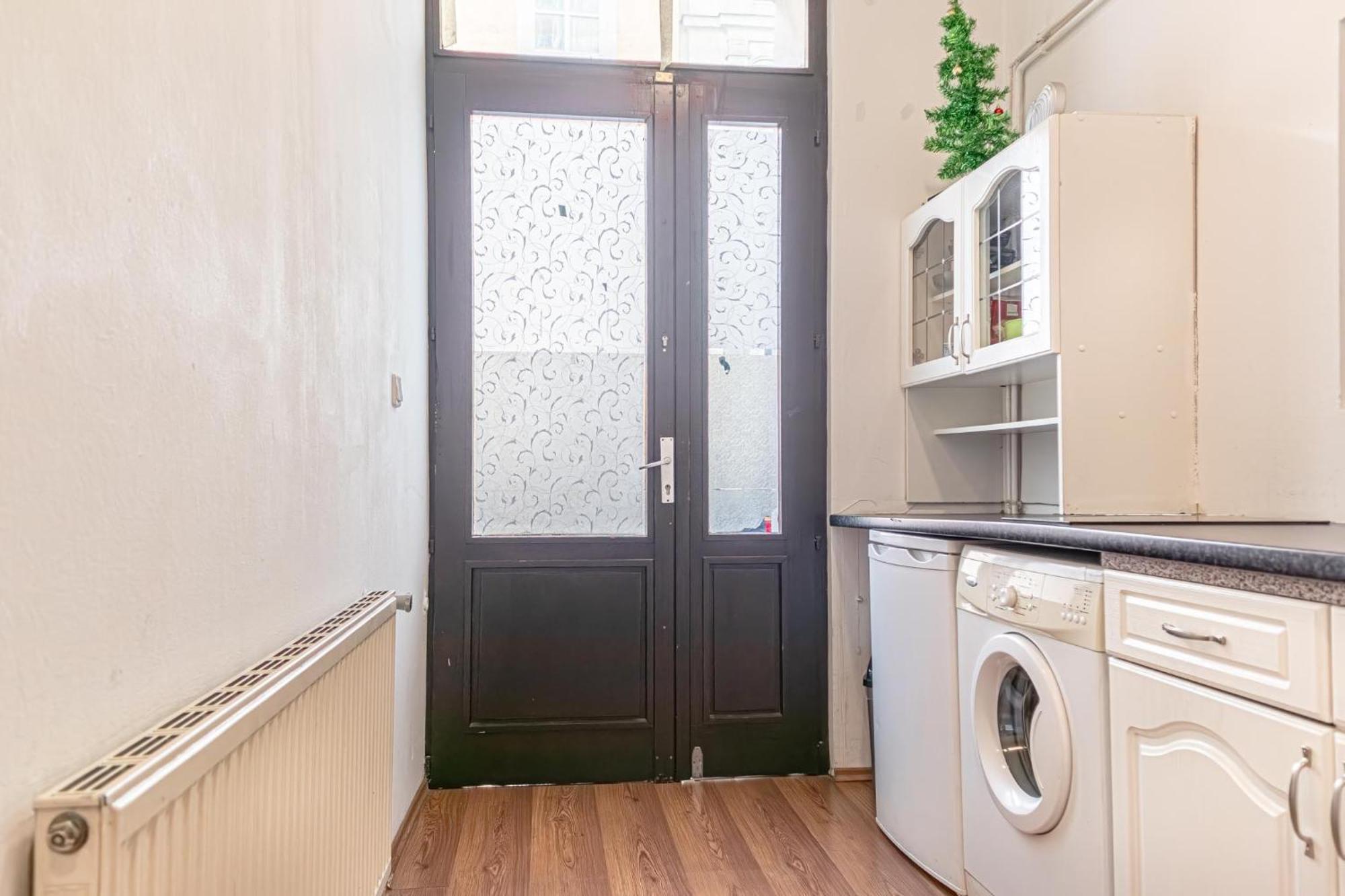 Comfortable 1br In Perfect Location Apartment *
